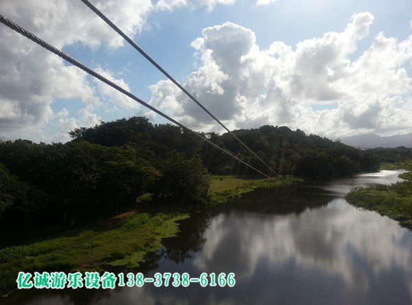 高空滑索必備安全帶的注意事項(xiàng)